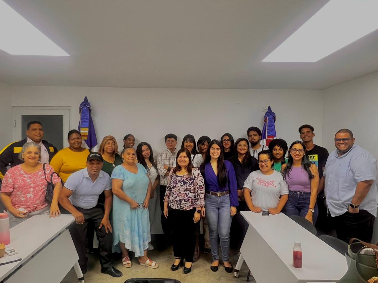 Promipyme imparte taller “Estrategias Financieras y Contables para el éxito en las mipymes”